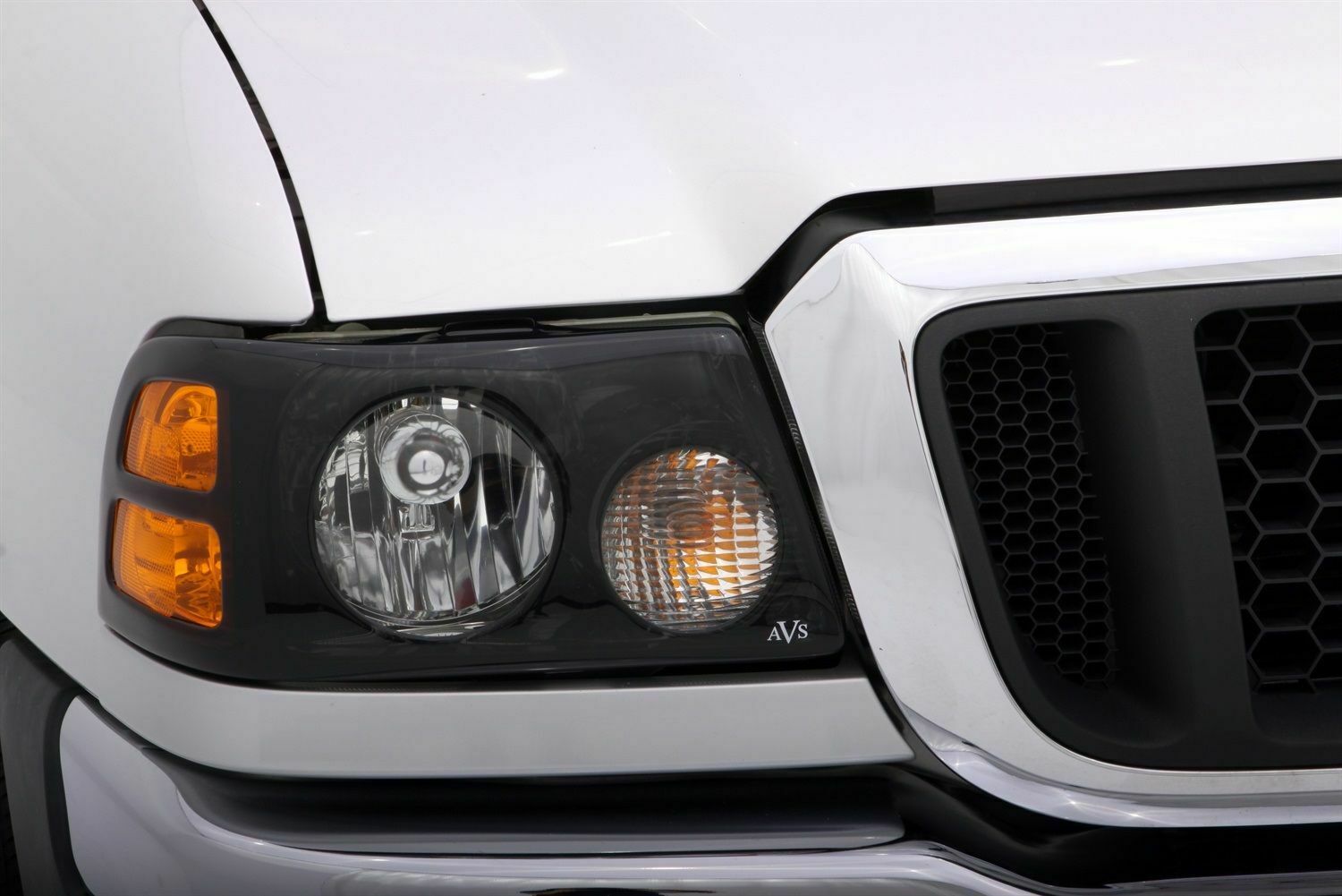 AVS Black Projektorz Headlight Bezels For Ford Ranger l4 & V6 2004-2010 - 337540