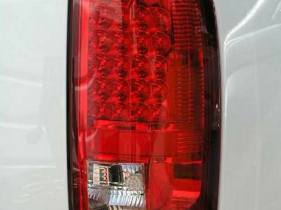 Spyder ALT-YD-DRAM02-LED-RC LED Tail Light Red For 02-06 Ram 15/25/3500 5002570