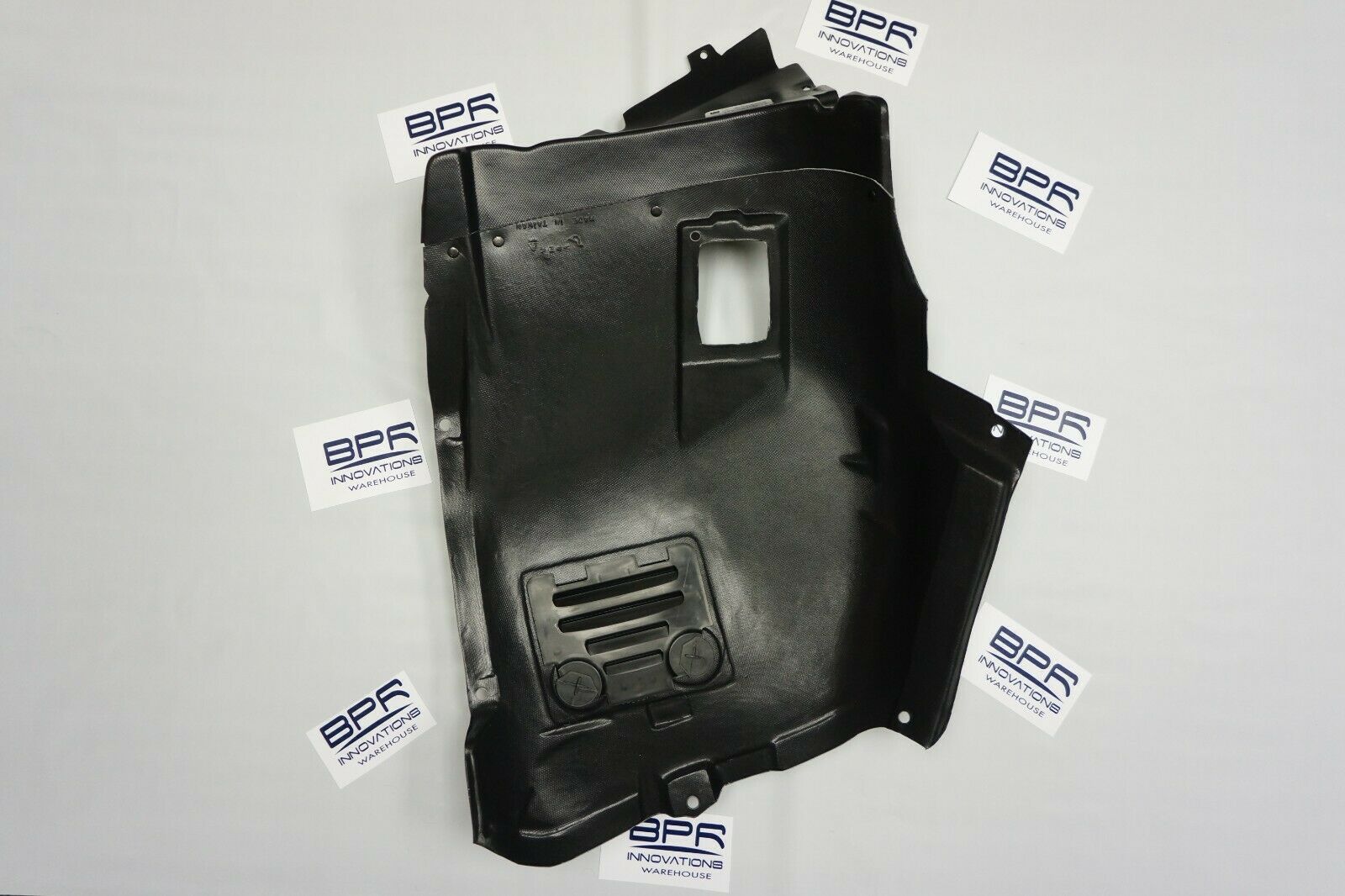 Right Front Inner Fender Liner Front Part For BMW E90 Wagon OEM 51718040102